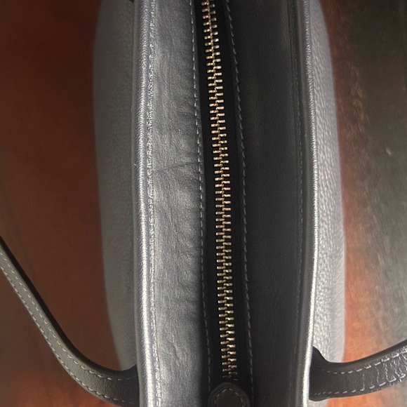 Coach Women’s Midnight Leather Bow Mini City Zip Tote 28988 - Picture 3 of 5